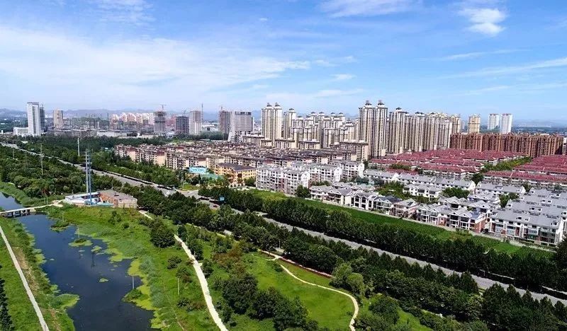 保定一日游，友情与家的温馨篇章